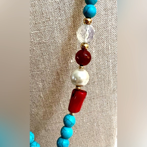 Artisan handmade turquoise and red jasper long necklace - Picture 5 of 7